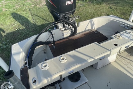 Boston Whaler 19 Low Profile