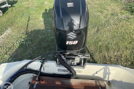 Boston Whaler 19 Low Profile