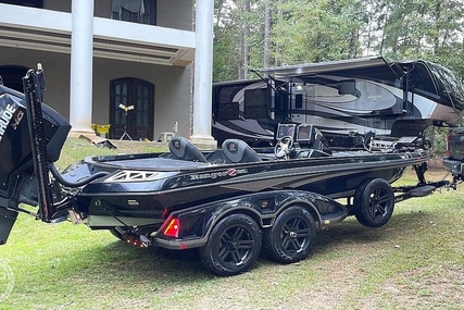 Ranger Boats Z520L Comanche Blackout Edition