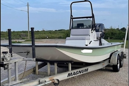 Majek 21 Tunnel CC Redfish Line