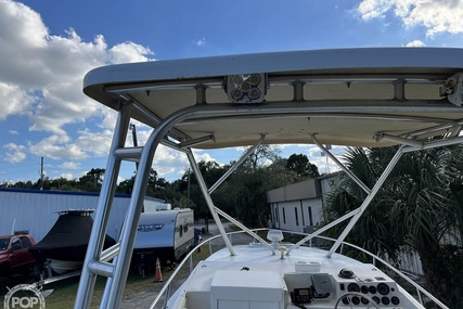 OUTLAW Marine 28