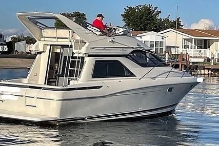 Bayliner Avanti 3258