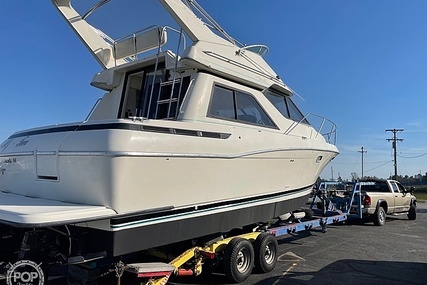 Bayliner Avanti 3258