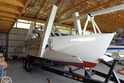 Custom Boats Trailer Tri 680