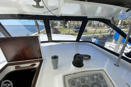 Hatteras 41 Double Cabin Freedom Seeker