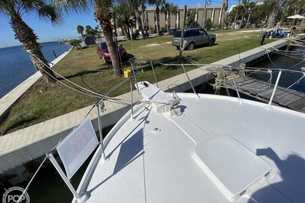 Hatteras 41 Double Cabin Freedom Seeker