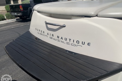 Correct Craft Super Air Nautique 210 Team Edition