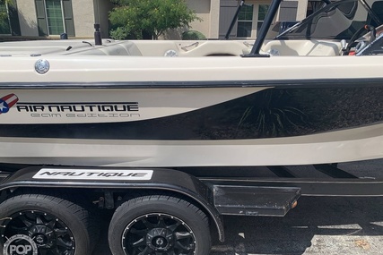 Correct Craft Super Air Nautique 210 Team Edition