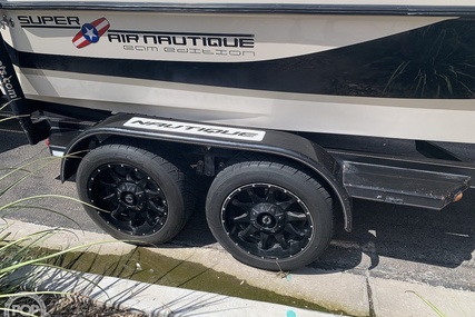 Correct Craft Super Air Nautique 210 Team Edition