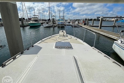 Luhrs 30' Alura