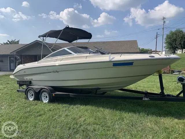 Sea Ray 220 Signature Select