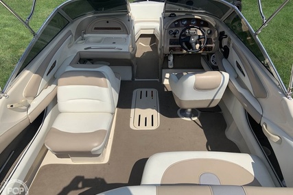 Sea Ray 220 Signature Select