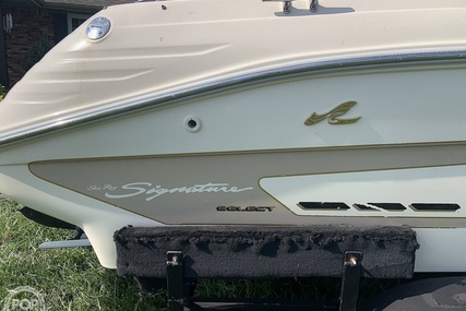 Sea Ray 220 Signature Select