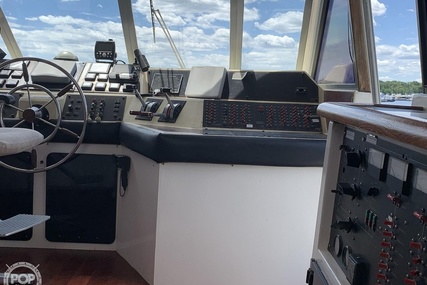 Bayliner 4588 Pilothouse MY