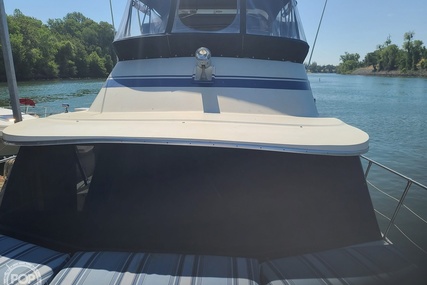 Bluewater 51 Coastal Cruiser