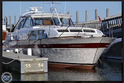 Chris Craft 37 Constellation