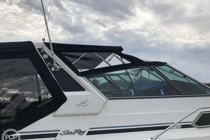 Sea Ray 390 Express Cruiser