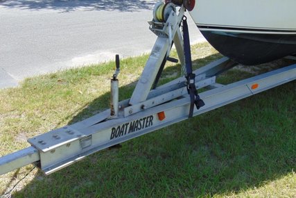 Angler 274 Center Console