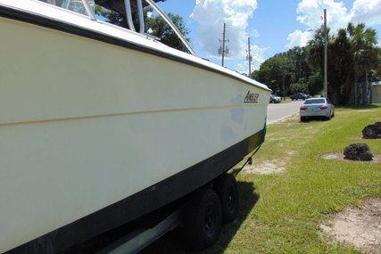 Angler 274 Center Console