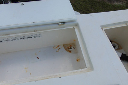 Angler 274 Center Console