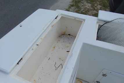 Angler 274 Center Console