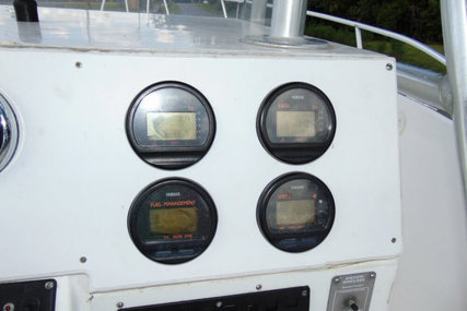 Angler 274 Center Console