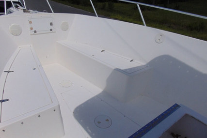 Angler 274 Center Console