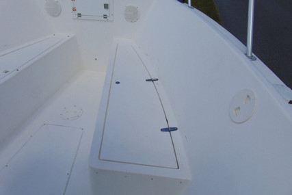 Angler 274 Center Console