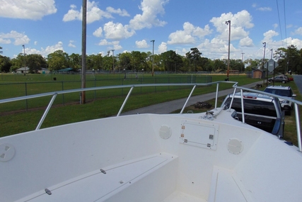 Angler 274 Center Console