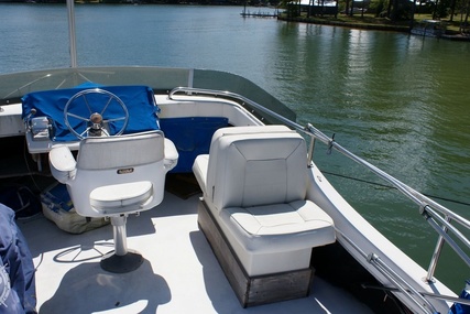 Mainship Boats 34 Diesel Cruiser