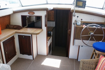 Mainship Boats 34 Diesel Cruiser