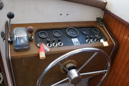 Mainship Boats 34 Diesel Cruiser