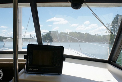 Mainship Boats 34 Diesel Cruiser