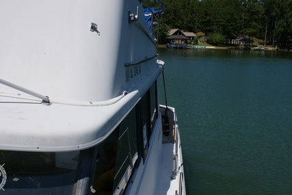 Mainship Boats 34 Diesel Cruiser