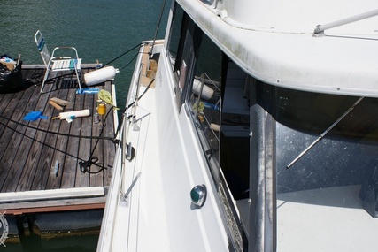 Mainship Boats 34 Diesel Cruiser