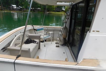 Mainship Boats 34 Diesel Cruiser