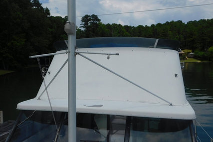 Mainship Boats 34 Diesel Cruiser