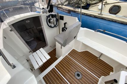 Spectrum 480 pilothouse