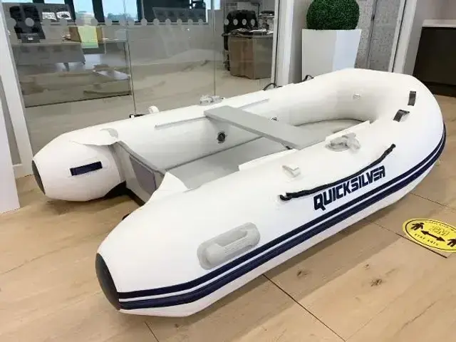 Quicksilver 250 AIRDECK