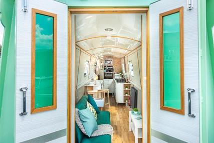 Aintree 57' Narrowboat Fitout by SolSeeker