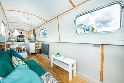 Aintree 57' Narrowboat Fitout by SolSeeker