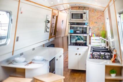 Aintree 57' Narrowboat Fitout by SolSeeker