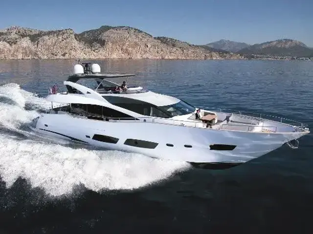 Sunseeker 28M Yacht