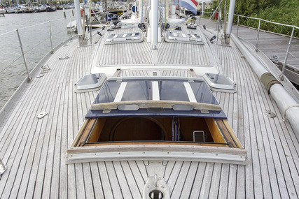 Nautor Swan 53