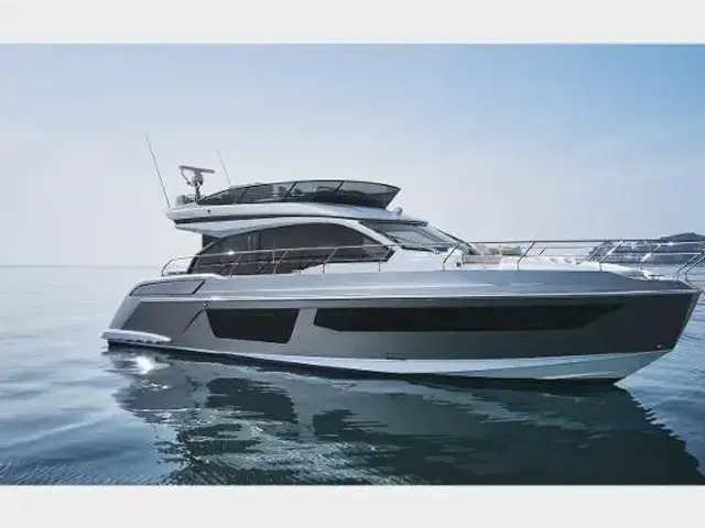 Azimut first 53