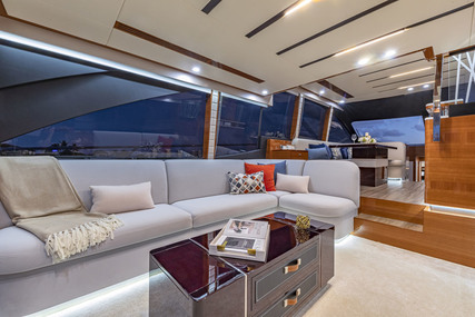 Dyna Yachts 63 Flybridge