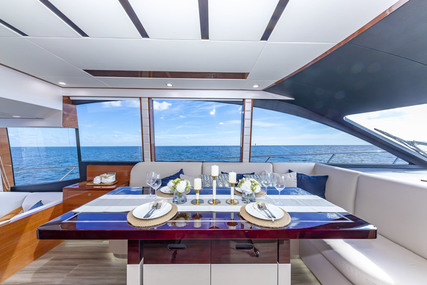 Dyna Yachts 63 Flybridge