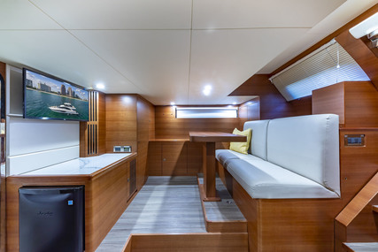 Dyna Yachts 63 Flybridge