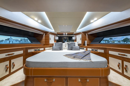 Dyna Yachts 63 Flybridge