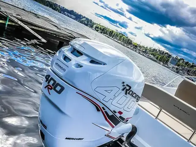 White Shark 230 Cc